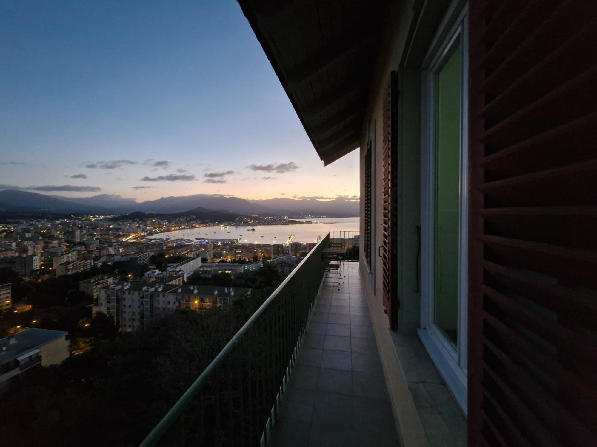 Villa Belvedere D'ajaccio, Entiere Vue Pour 2 A 10 Voyageurs Ajaccio (Corsica)